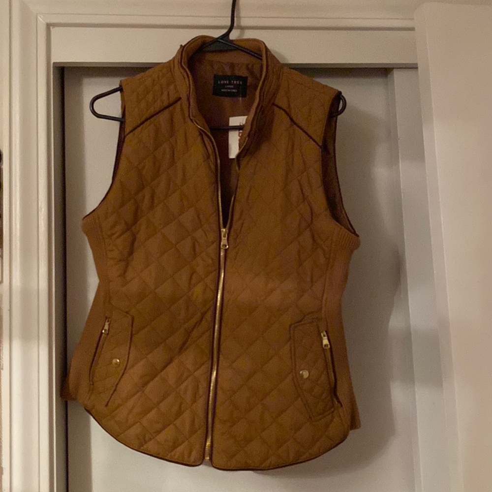 Love tree brown vest